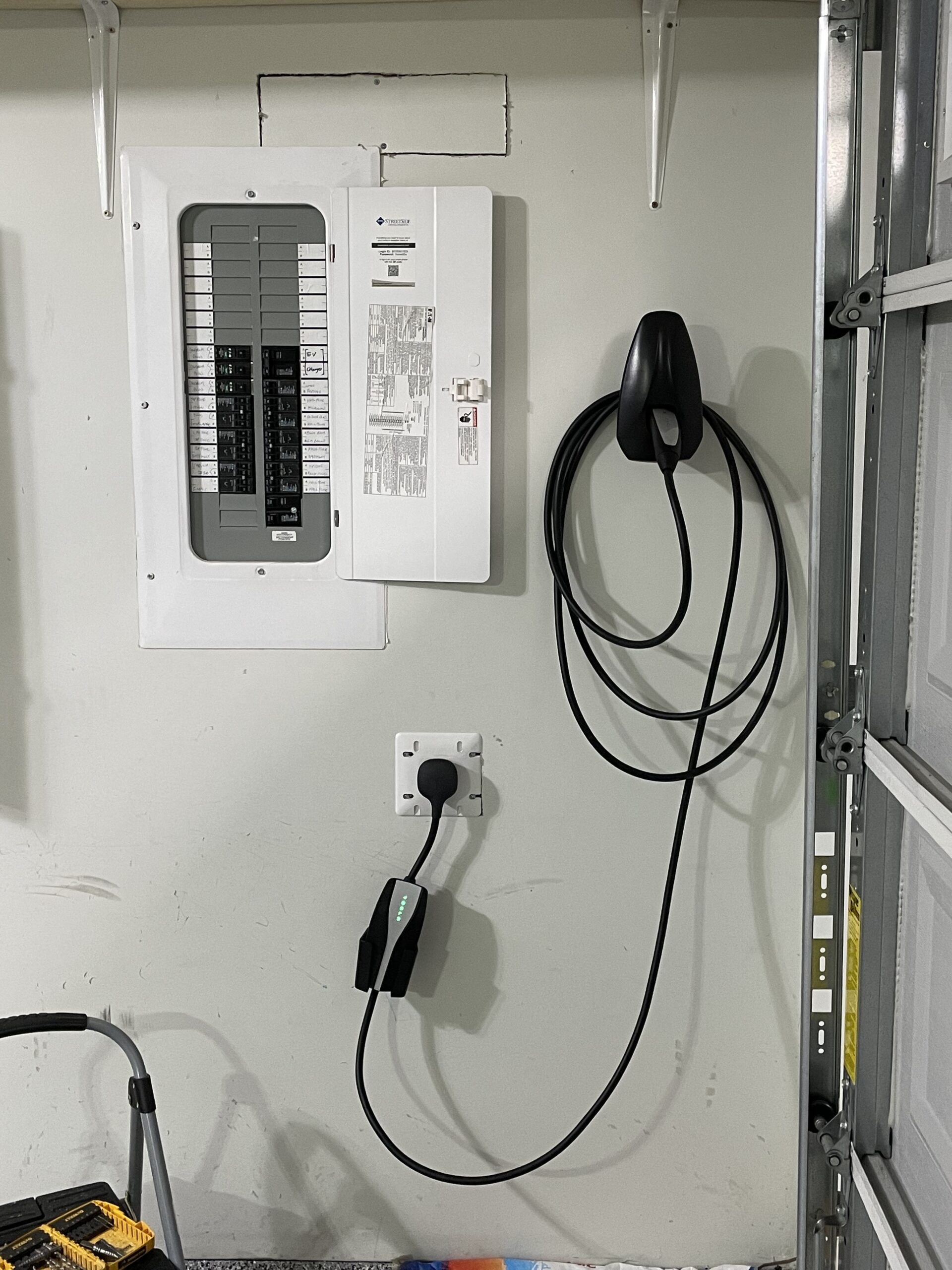 Vancouver EV Charging LTD photo 1